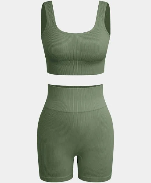 Basic activewear product photo